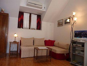 Guest House Margarita Gjestgiverier 4*